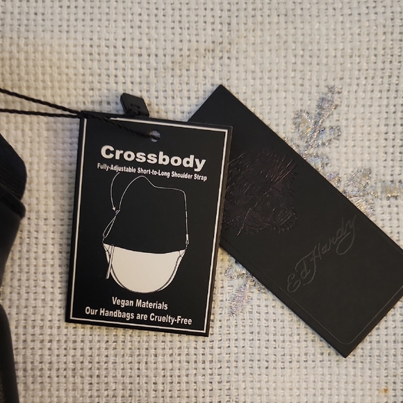 Ed Hardy Black Shoulder Bag - Picture 4 of 6